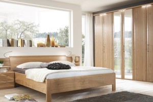 Trang trí phòng ngủ bằng gỗ tự nhiên